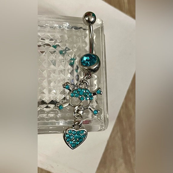 14g Skull & Crossbones Belly Ring with Blue CZ- Surgical Stainless Steel NWT - Picture 3 of 13